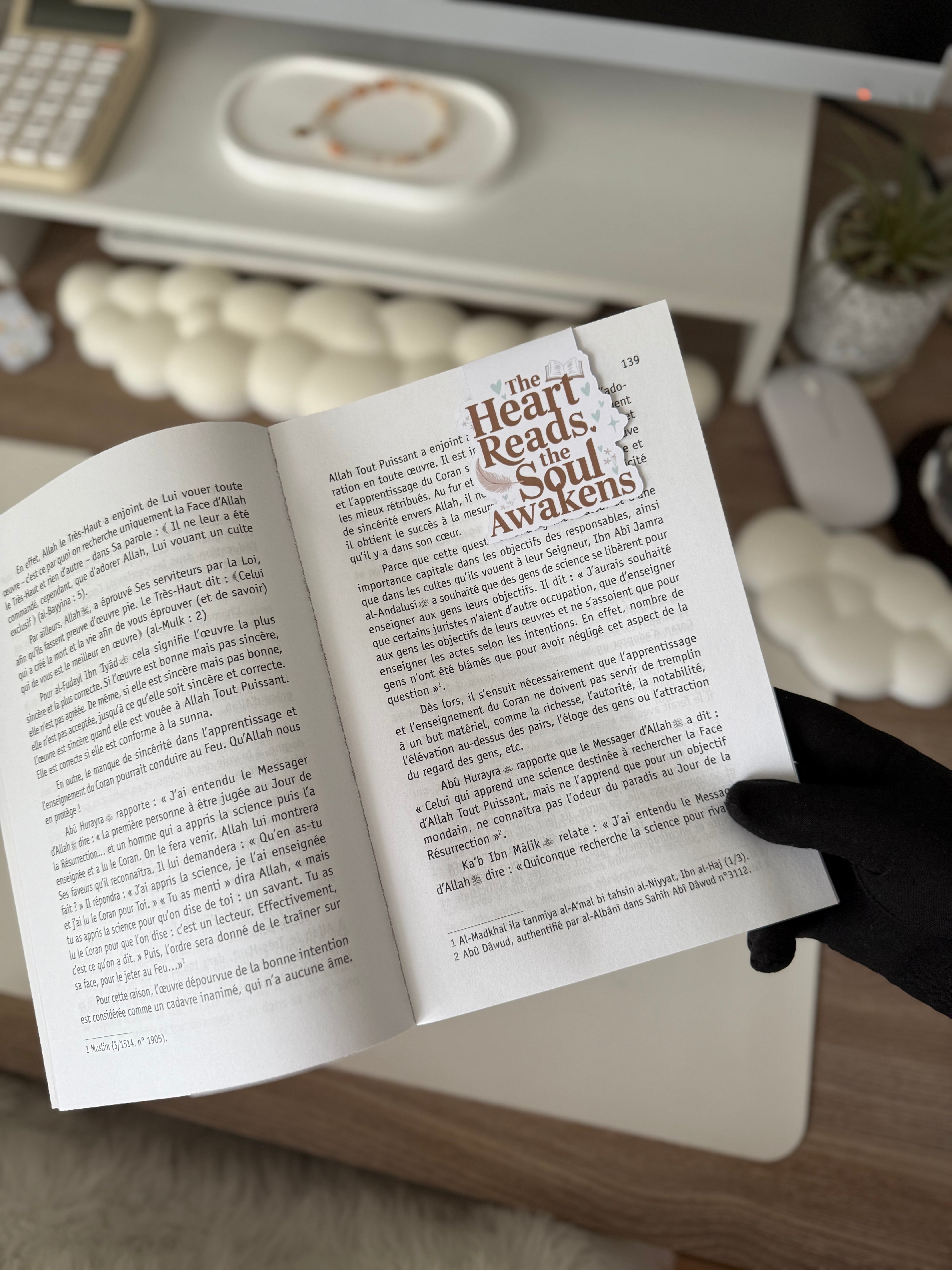 Marque-pages magnétique "The heart reads"